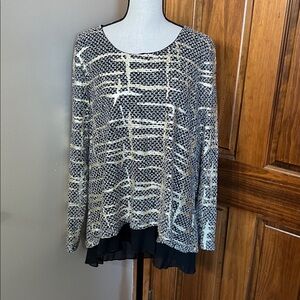 Print Long Sleeve Top with Ruffle Hem